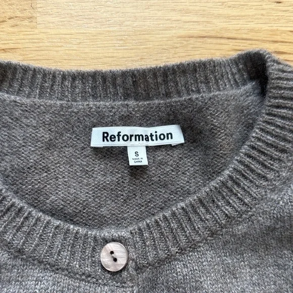 Reformation Clara Cardigan - Picture 4 of 6